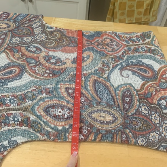 Chico’s size 1 ( large/medium) see measurements colorful light weight sweater. - Picture 6 of 12